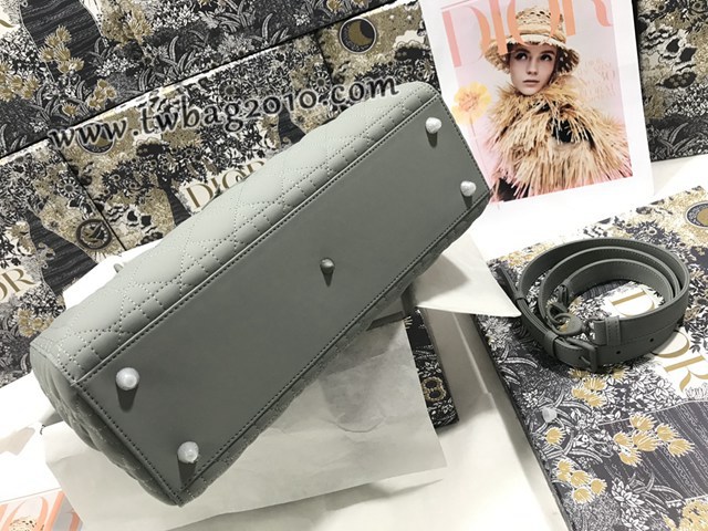 Dior专柜新款迪奥顶级原单Lady七格磨砂藤格纹牛皮翻盖手提女包 djfk1124